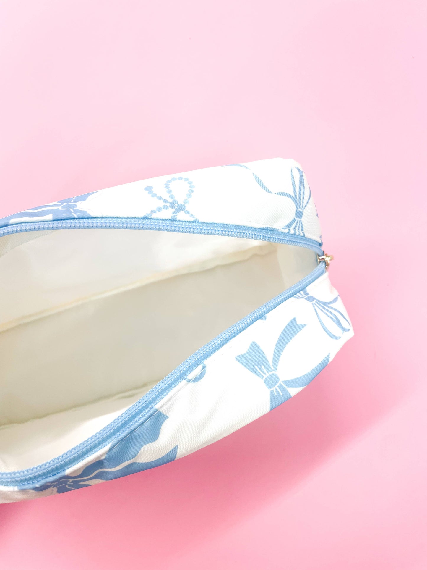 Blue Bows Nylon Cosmetic Zipper Bag