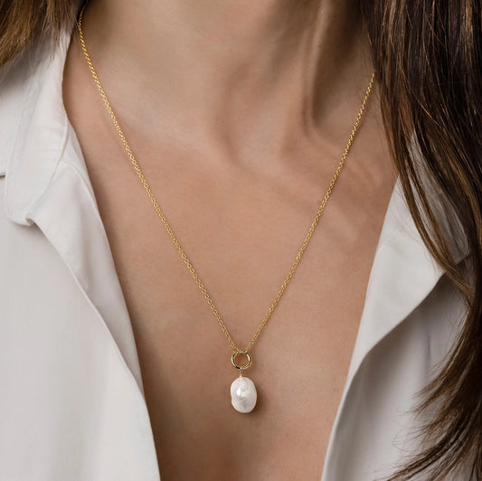 Baroque Pearl Pendant Necklace