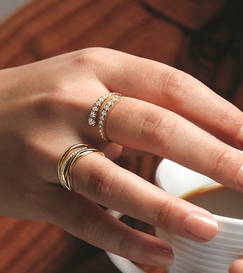 Graduated Lab-Grown Diamond Bypass Ring