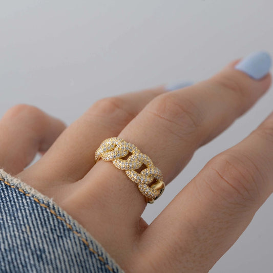 Accented Chain Ring