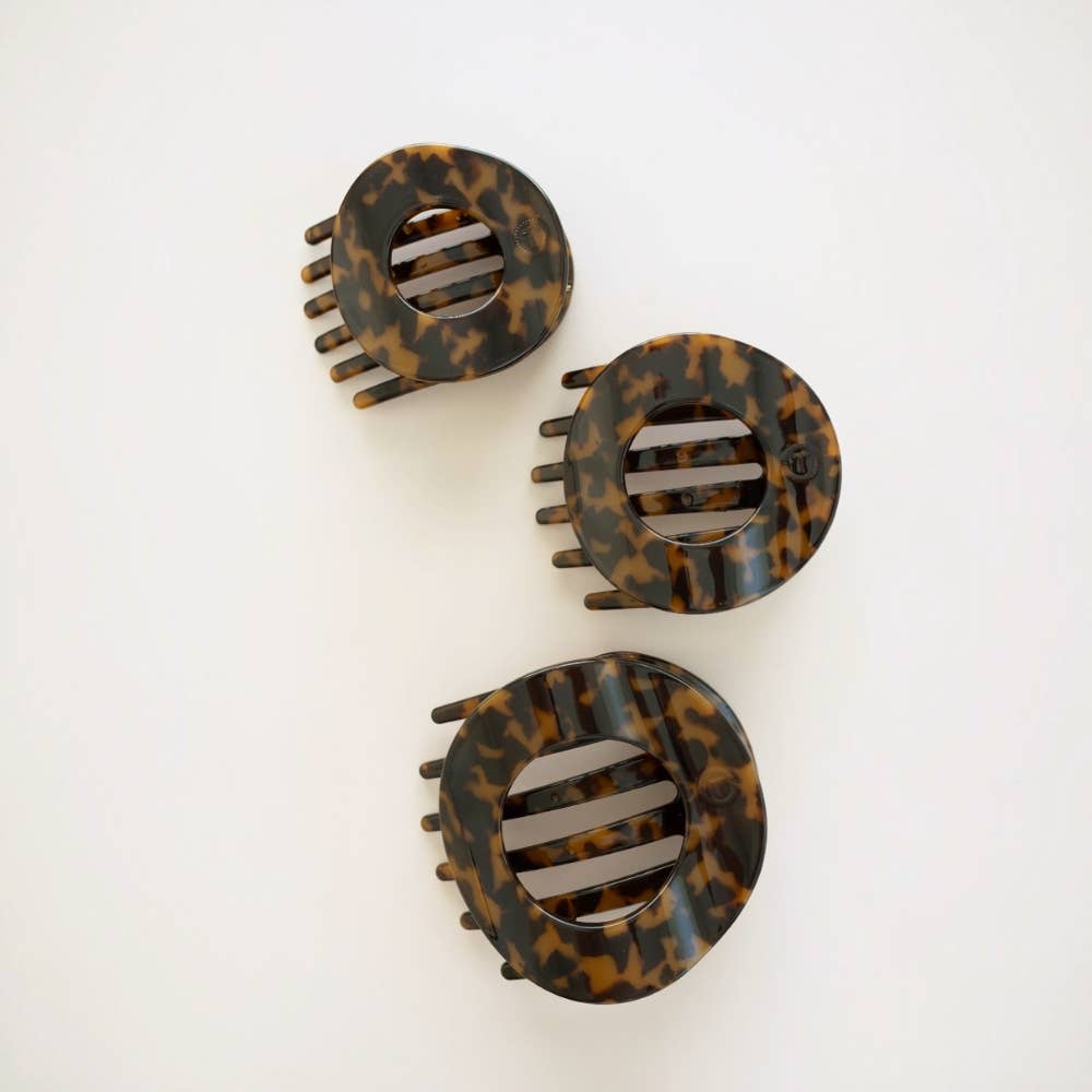 Tortoise | Small | Flat Circle Hair Clip