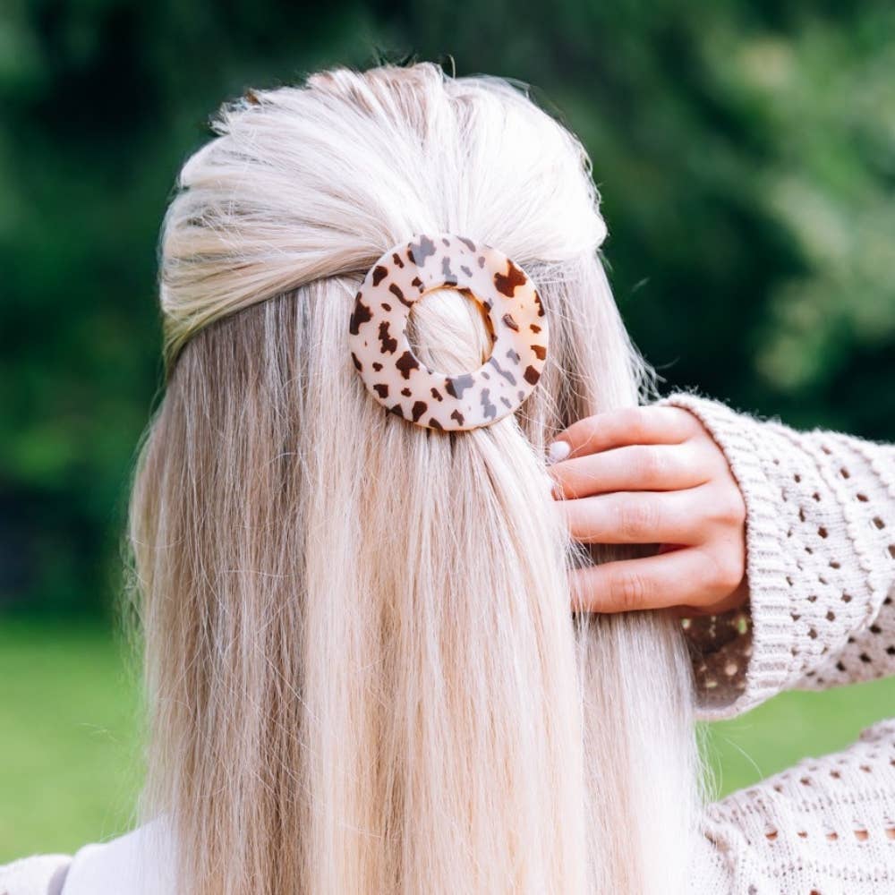 Blonde Tortoise | Small | Flat Circle Hair Clip